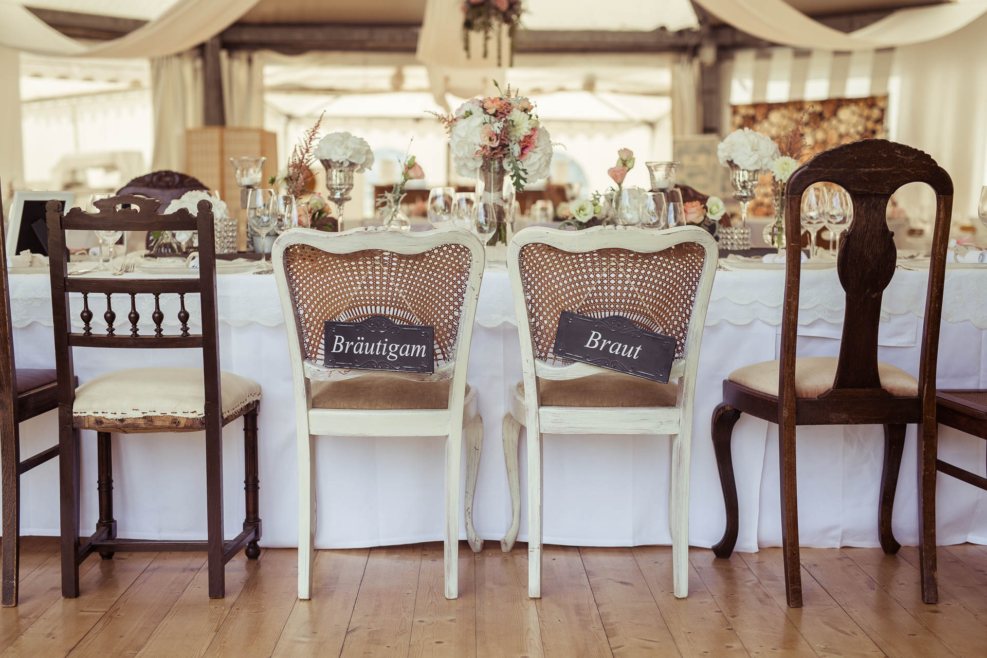 Country Hochzeit auf dem Akademie Schloss Rotenfels mit Hochzeitsdekoration von AriSi, Member of Blackforest Wedding Crew.