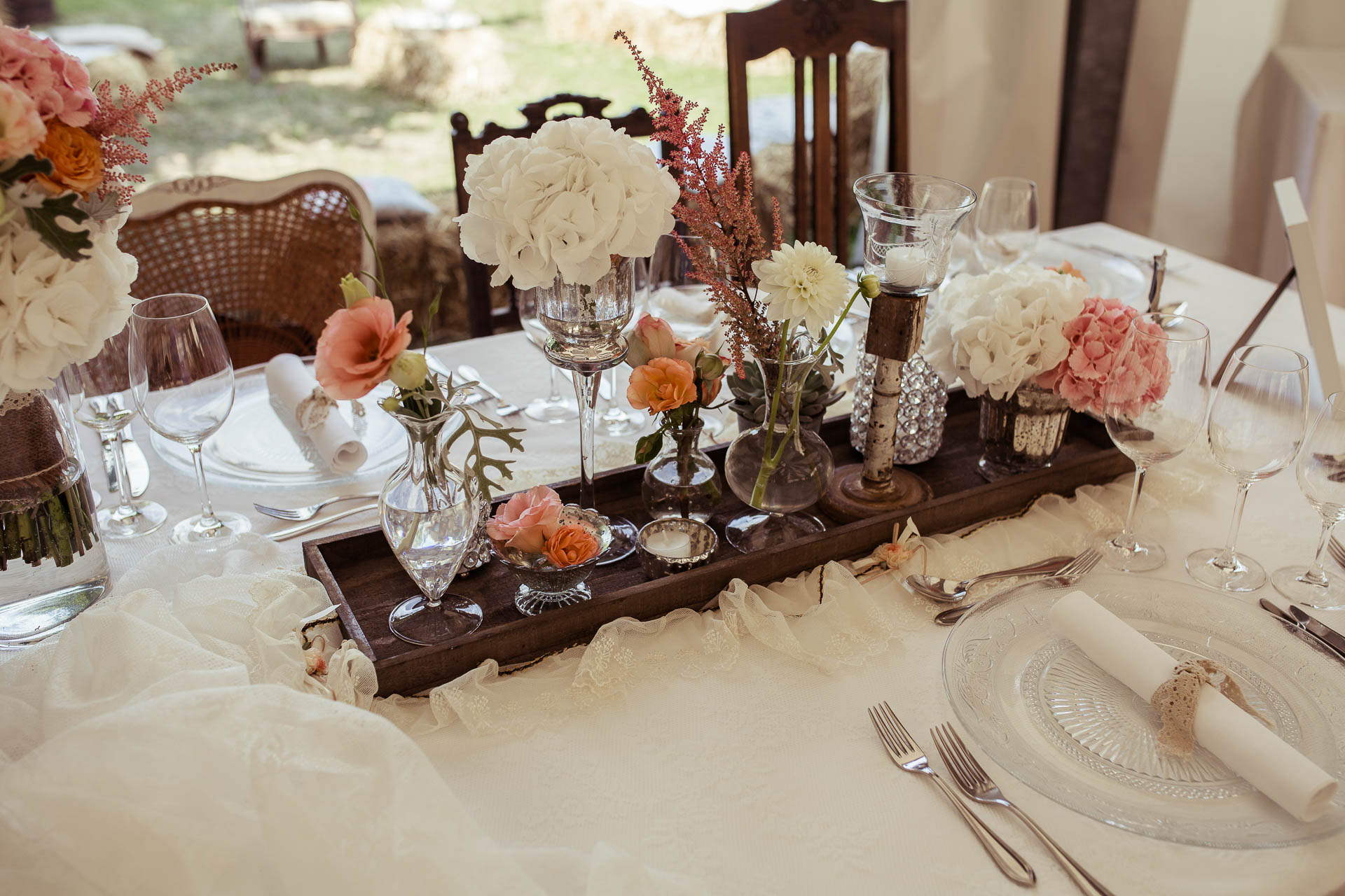 Country Hochzeit auf dem Akademie Schloss Rotenfels mit Hochzeitsdekoration von AriSi, Member of Blackforest Wedding Crew.