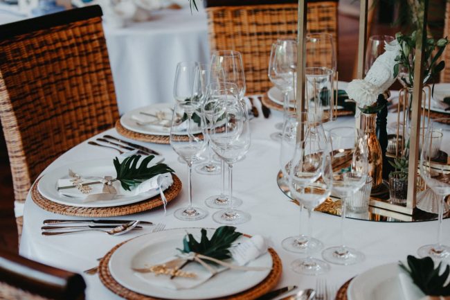 Hochzeitsdekoration und Hochzeitsfloristik von AriSi Member of Blackforest Wedding Crew. Hochzeitsdekoration im Molino.