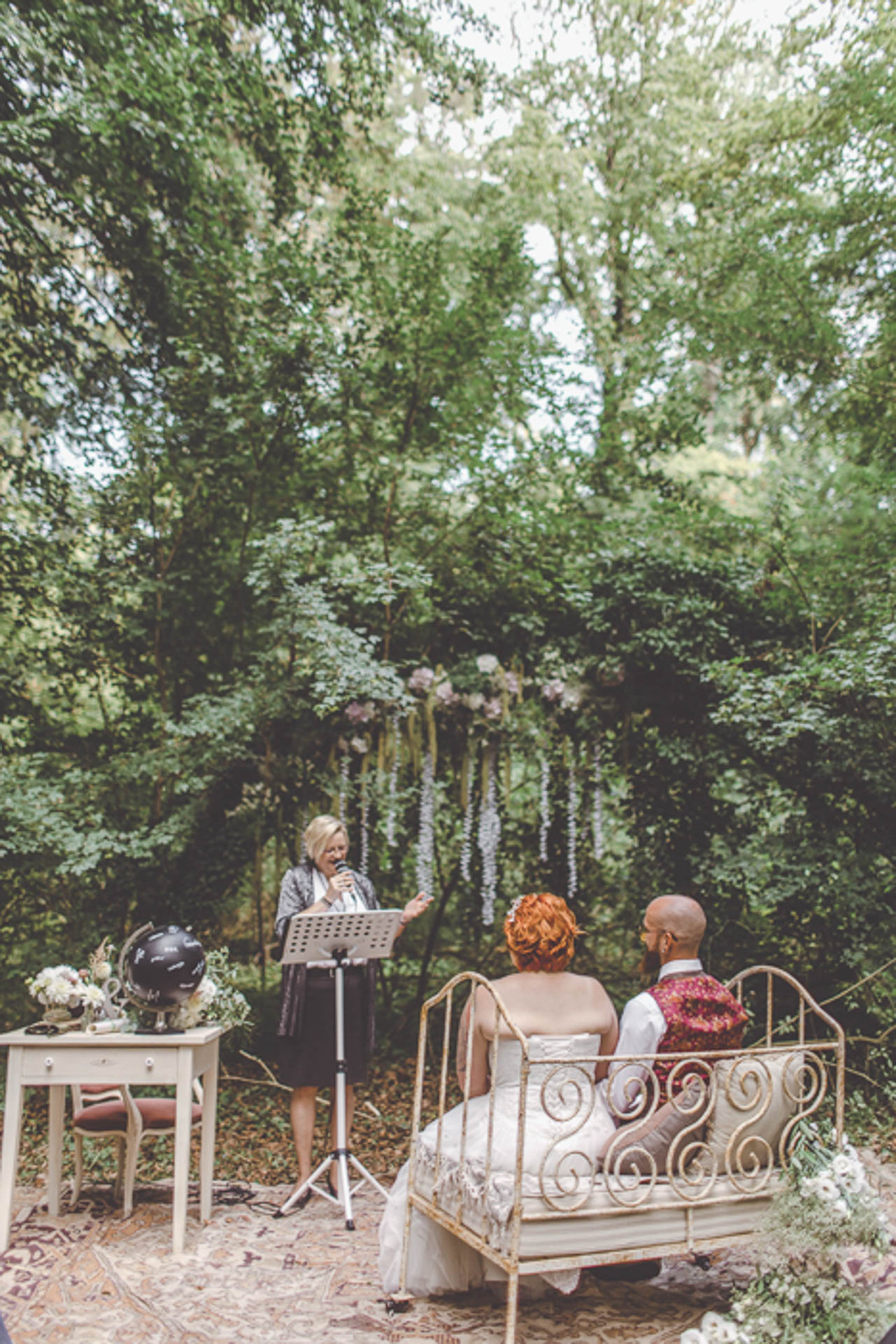 Wunderschöne Waldhochzeit mit Hochzeitsdekoration von AriSi, Member of Blackforest Wedding Crew.