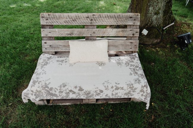 Hochzeitsdekoration und Hochzeitsblumen auf dem Weingut Nägelsförst. Dekoriert von AriSi Member of Blackforest Wedding Crew.